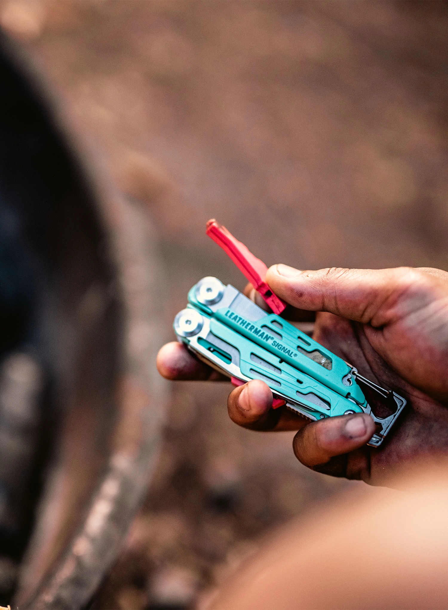 Multitool Leatherman Signal - aqua