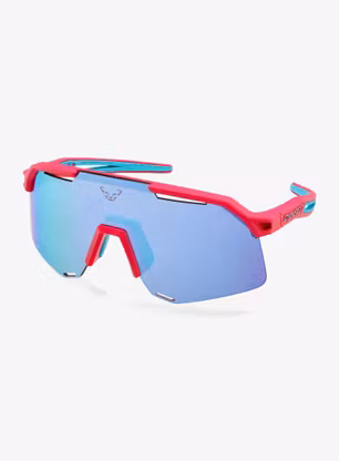 DynafitUltraEvoSunglasses_pinkglo_bluecat3_487.jpg