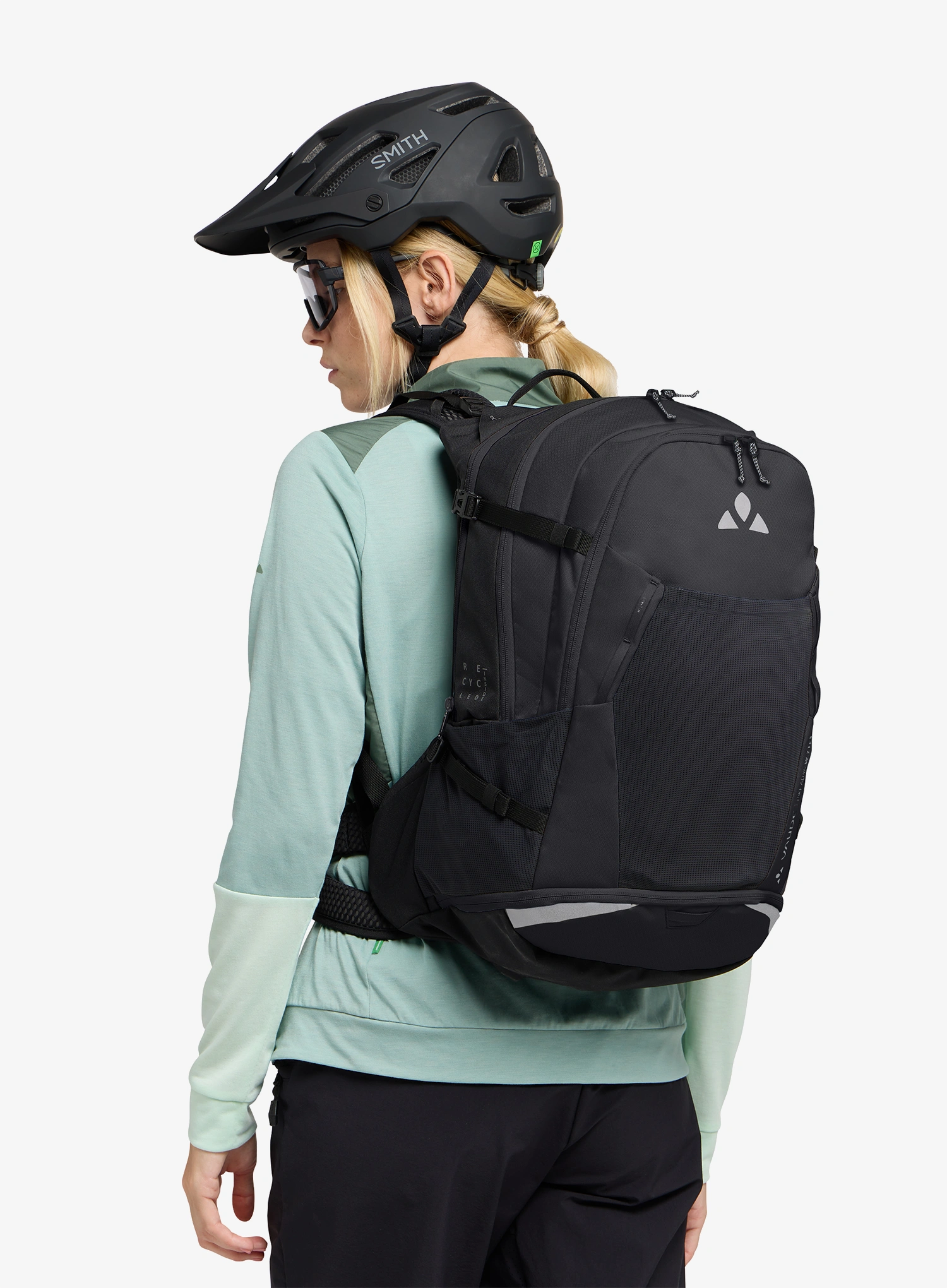 Batoh dámsky Vaude Bike Alpin 23+5 - black