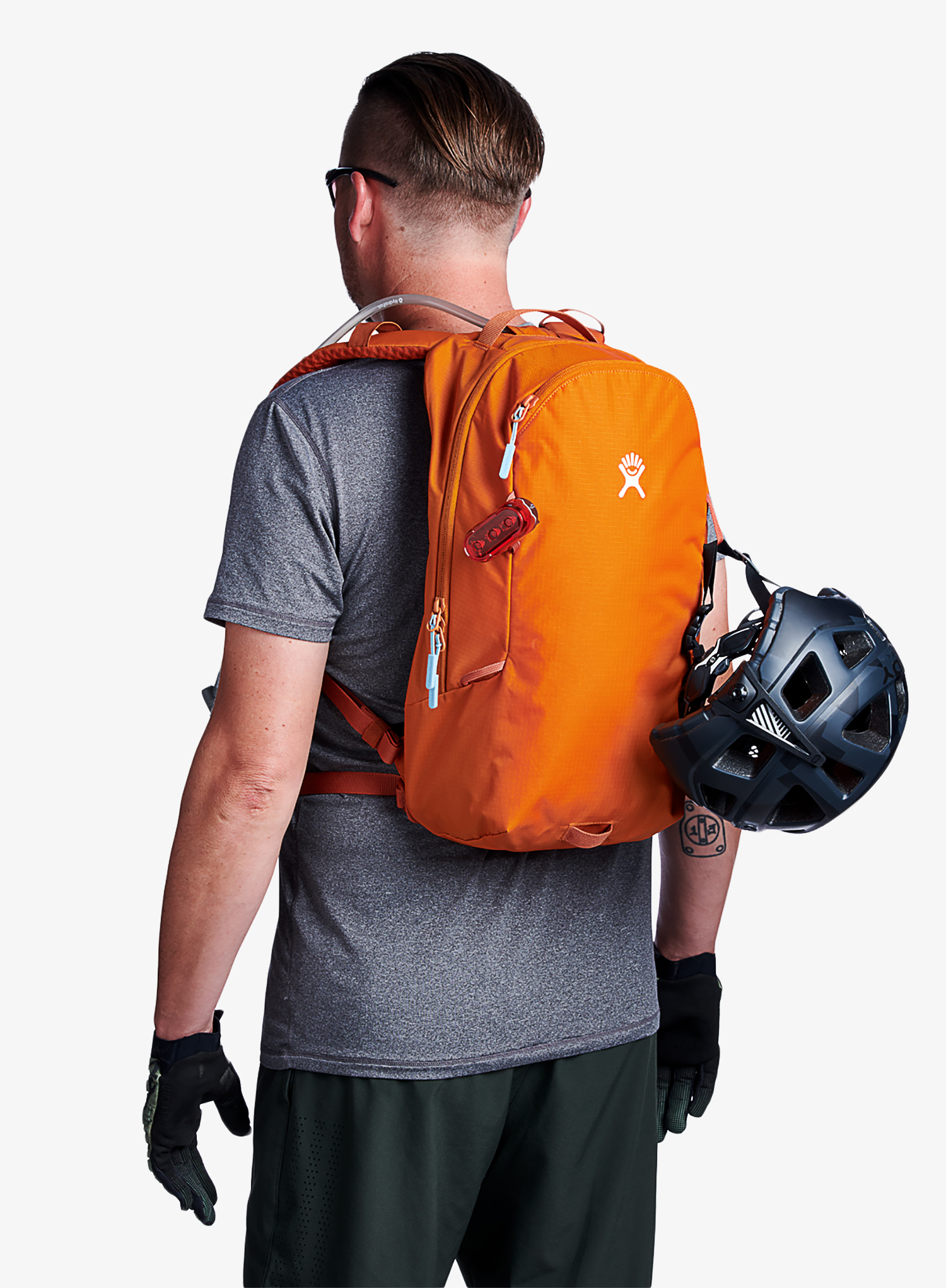 Batoh Hydro Flask 14 Down Shift Hydration Pack - bronze