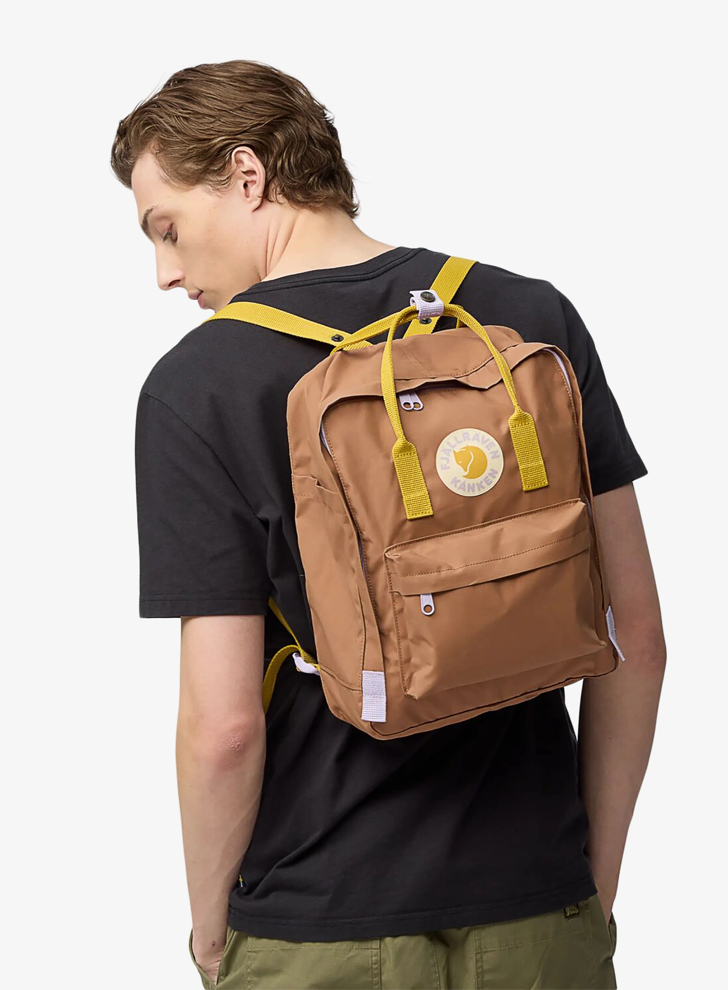 Mestský ruksak Fjallraven Kanken Koncept - khaki dust/kantarell