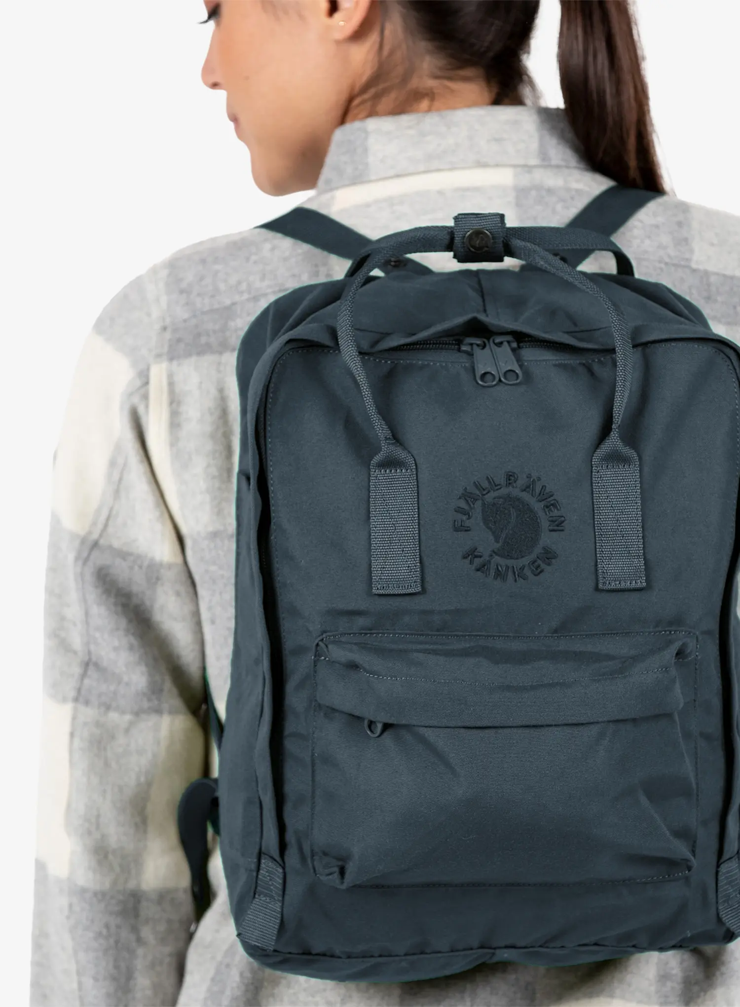 Mestský ruksak Fjallraven Re-Kanken - navy