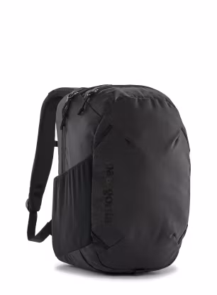 PatagoniaAtomDayPack24L_black_198077411017__seql_A.webp