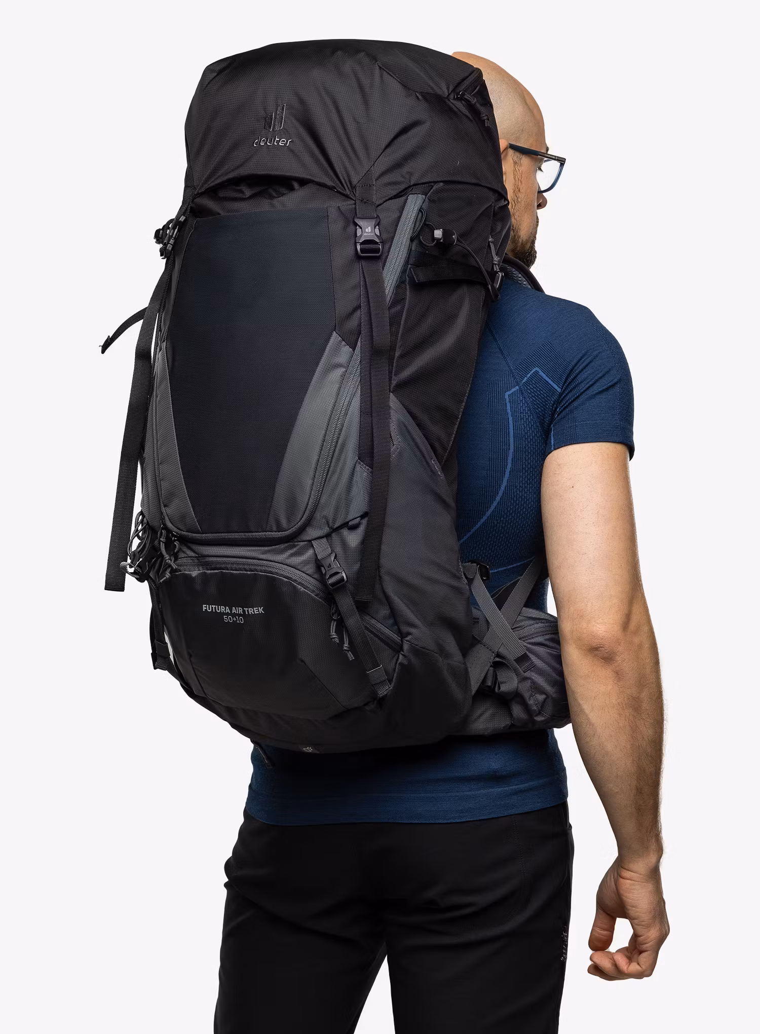 Trekingový batoh Deuter Futura Air Trek 50 + 10 - black/graph