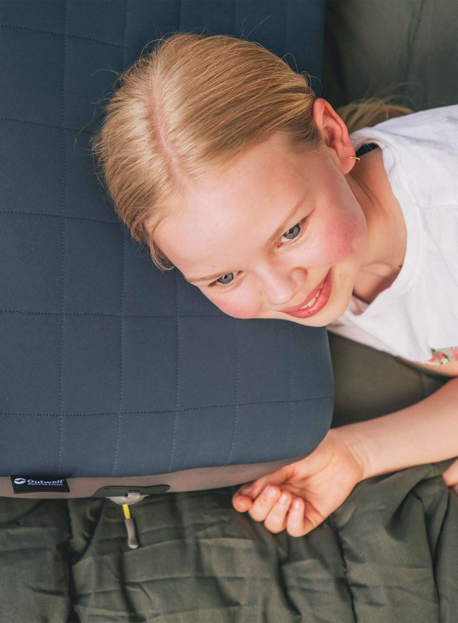 Nafukovací vankúš Outwell Memory Air Pillow Deluxe