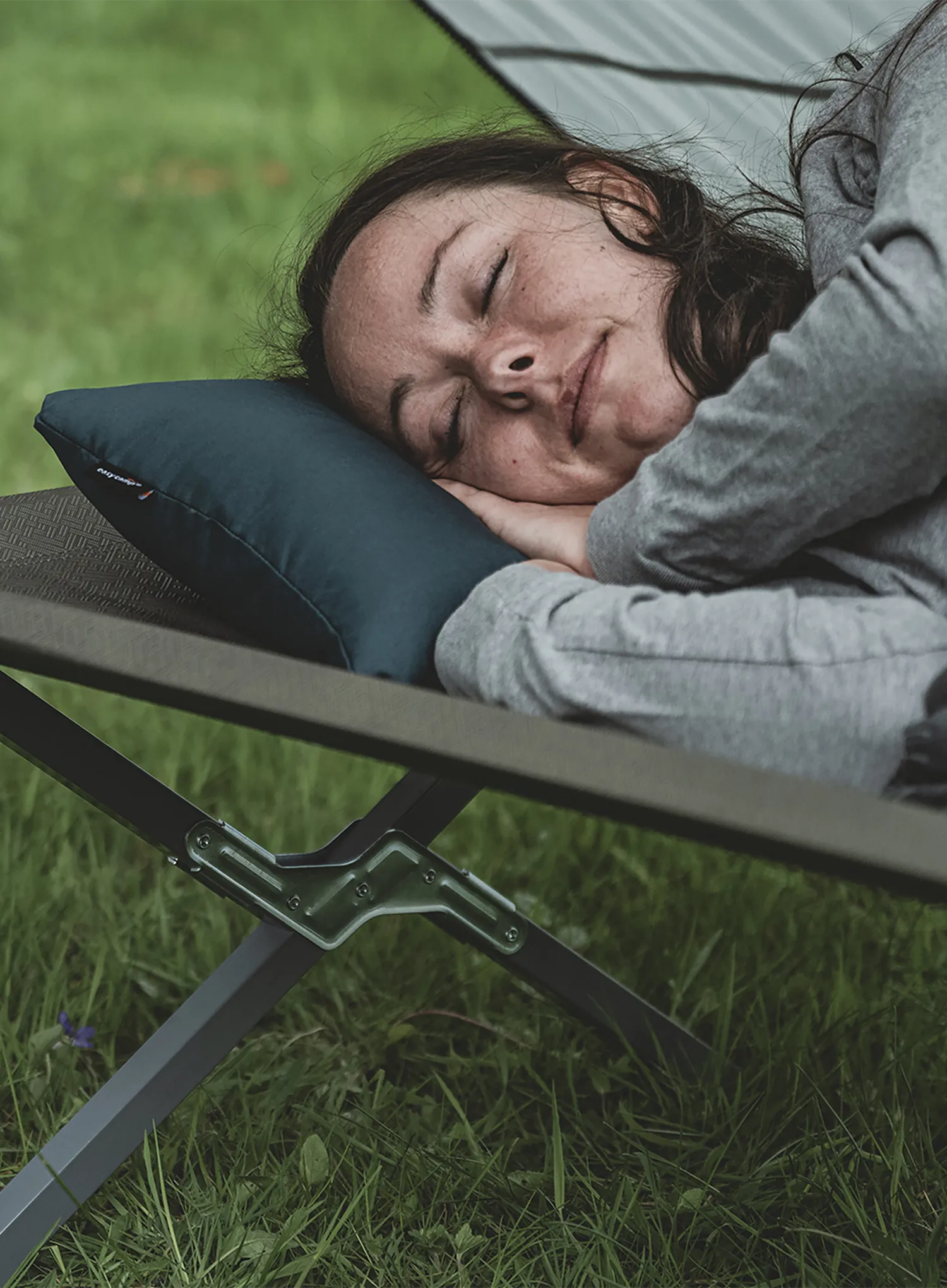 Vankúš Easy Camp Raven Compact Pillow
