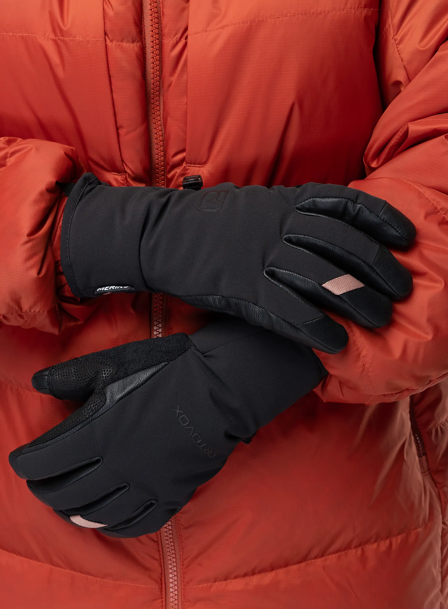 Nepremokavé rukavice Ortovox Merino Mountain Glove - black raven/raven