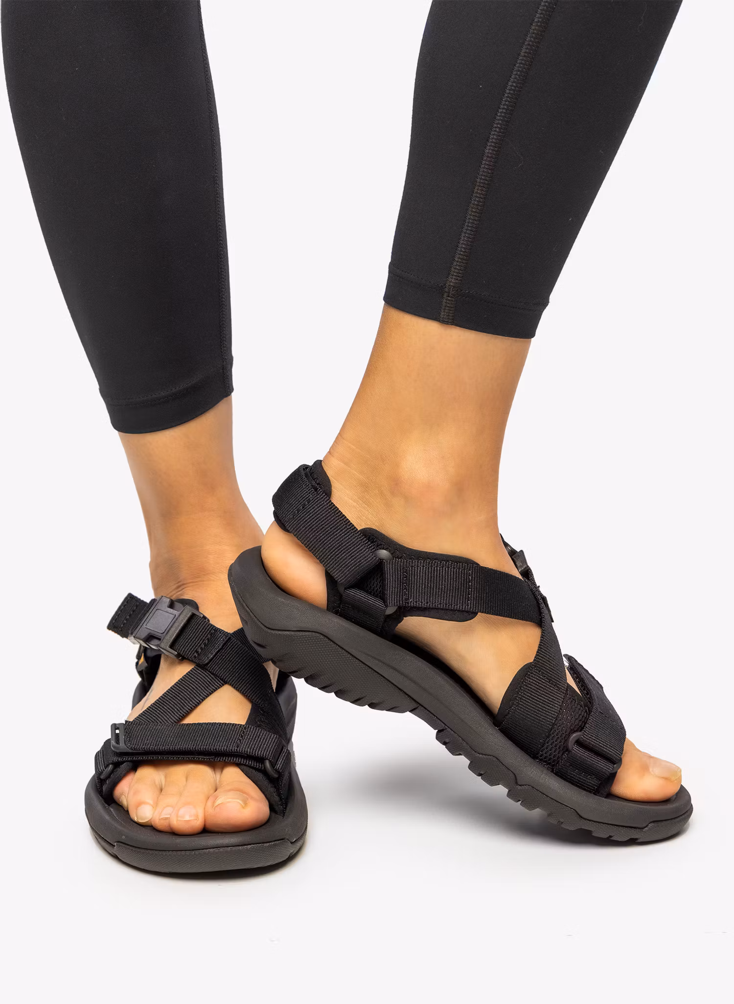 Dámske sandále Teva Hurricane Verge - black