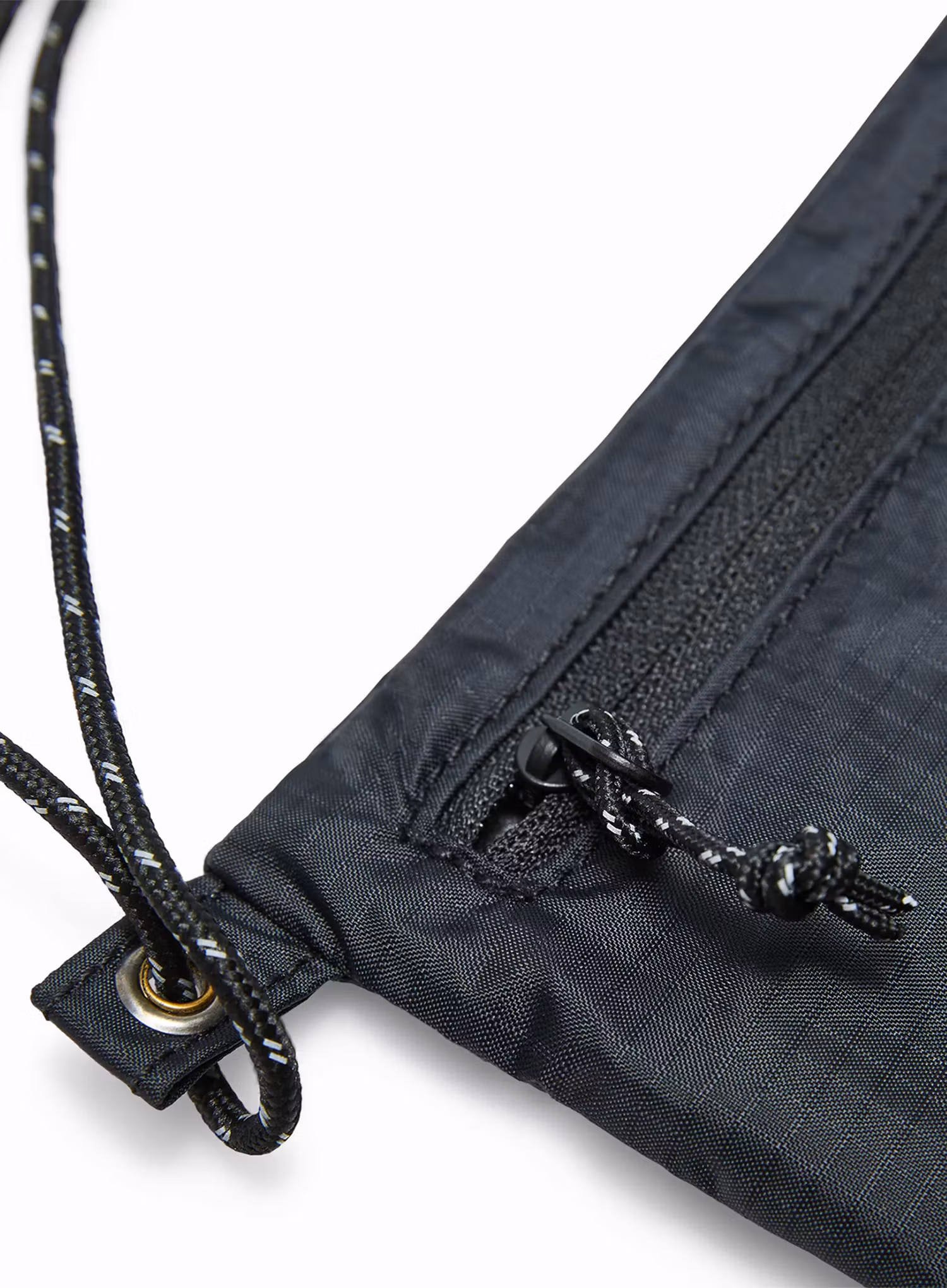 Vrecúško Peak Performance Accessory Bag - black
