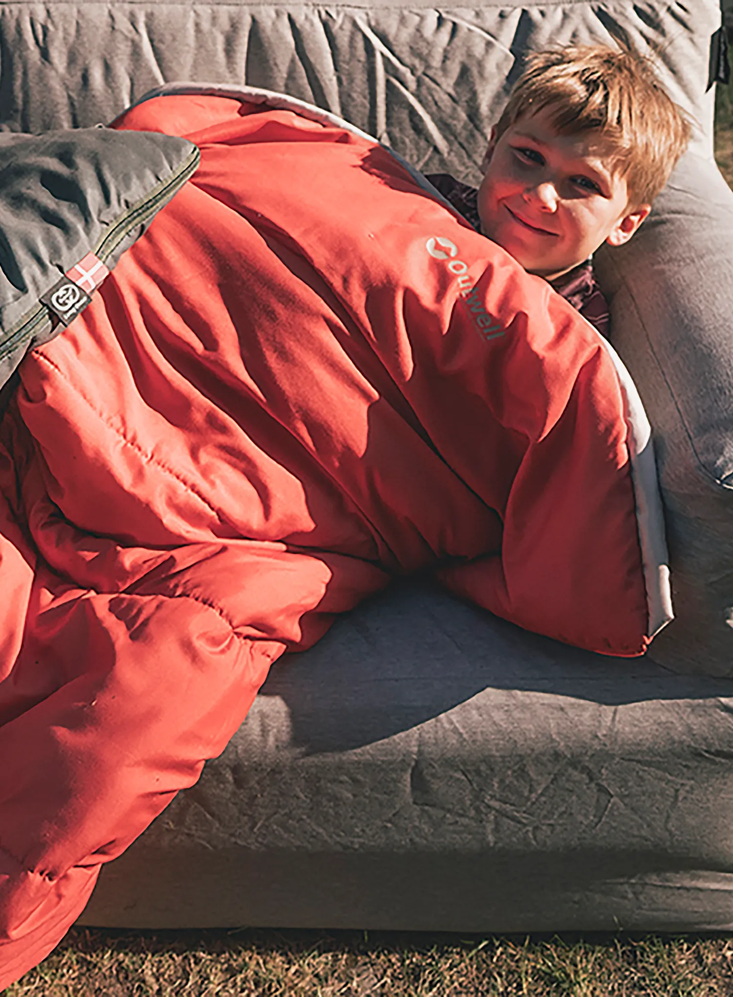 Spací vak pre dieťa Outwell Champ Kids (130 cm) - burnt red