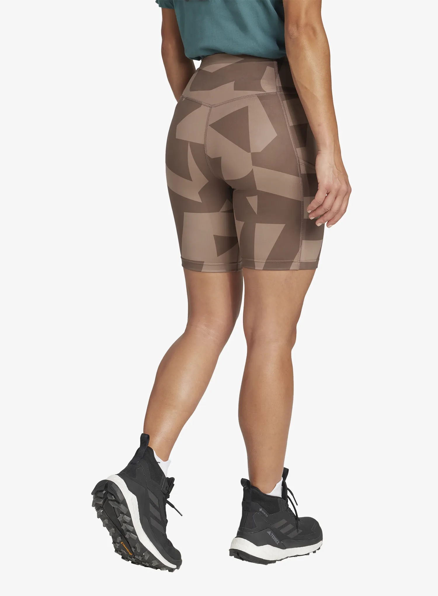 Kraťasy dámske adidas TERREX Multi 8-Inch Tight Shorts Printed - trace brown/earth strata
