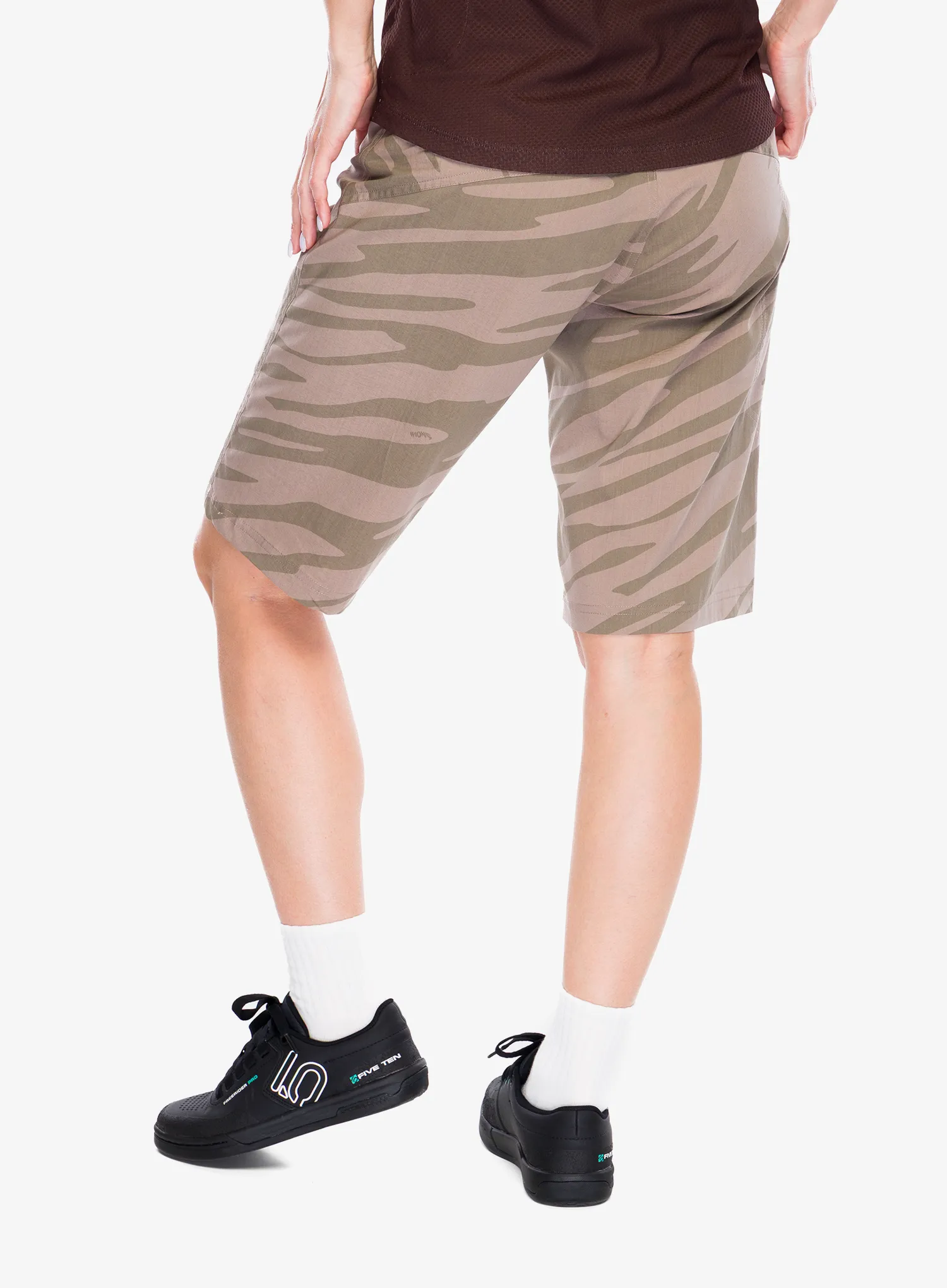 Dámske cyklistické nohavice krátke Mons Royale Virage Bike Shorts - undercover camo