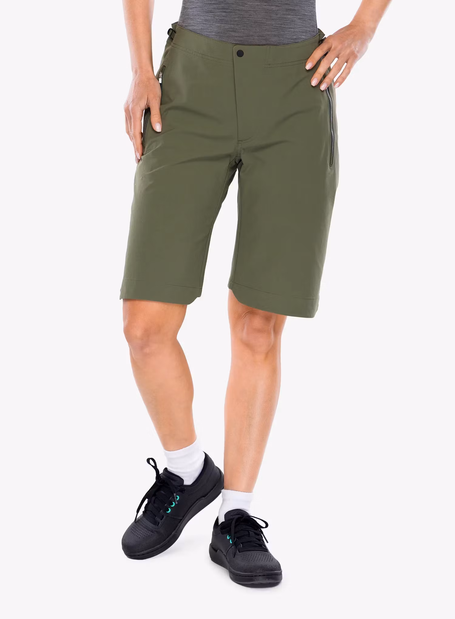 POCEssentialEnduroShorts_epidotegreen7325549935013a.webp