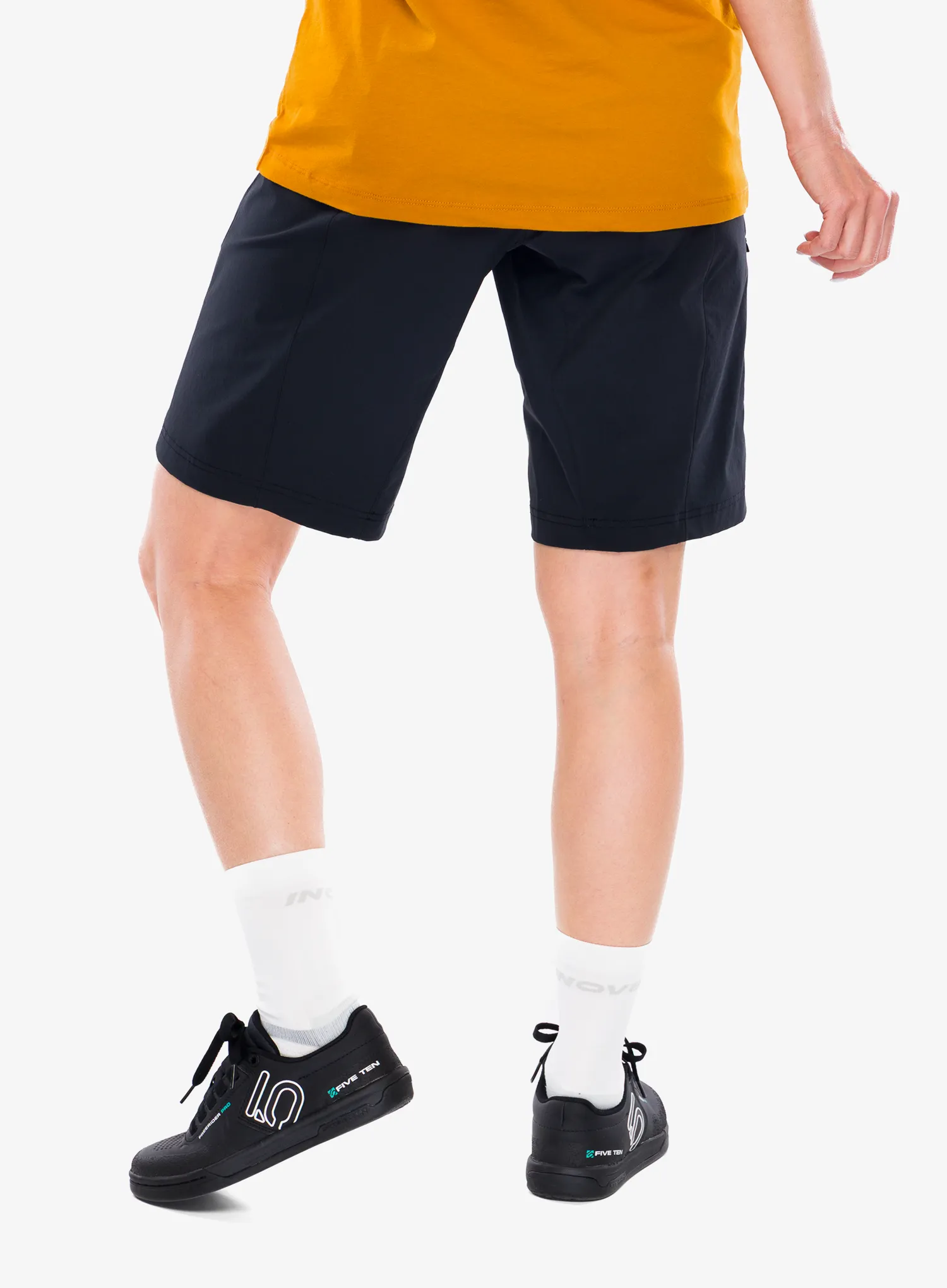 Dámske cyklistické nohavice krátke Schoffel Shorts Danube L - black