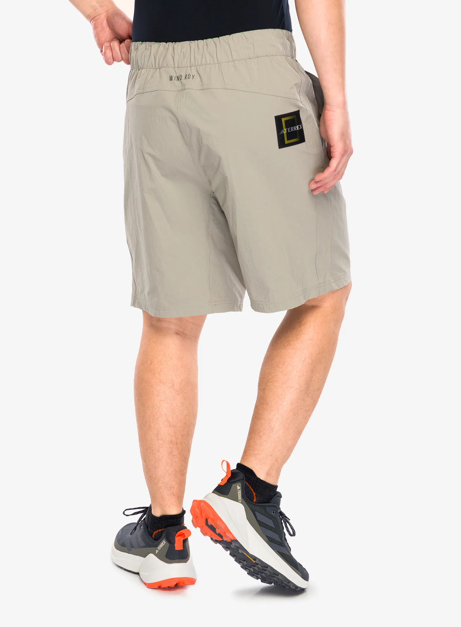 Turistické kraťasy adidas TERREX National Geographic WIND.RDY Shorts - putty beige