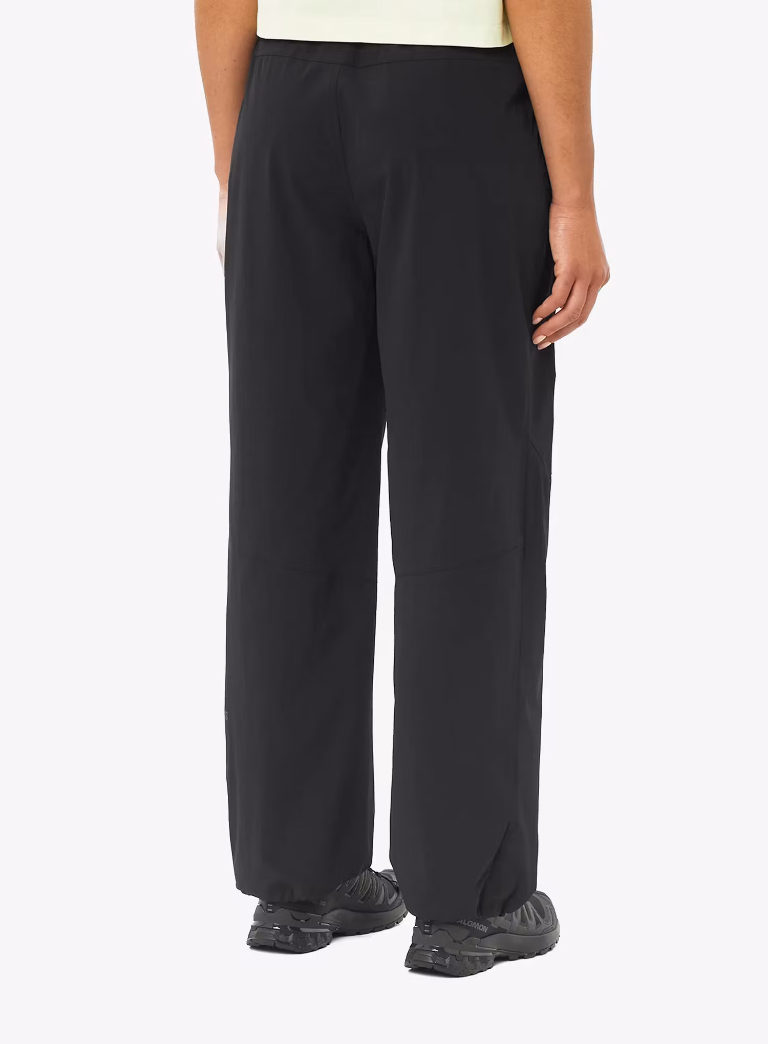 Dámske nohavice Salomon Wayfarer Ease 2.0 Pants - deep black