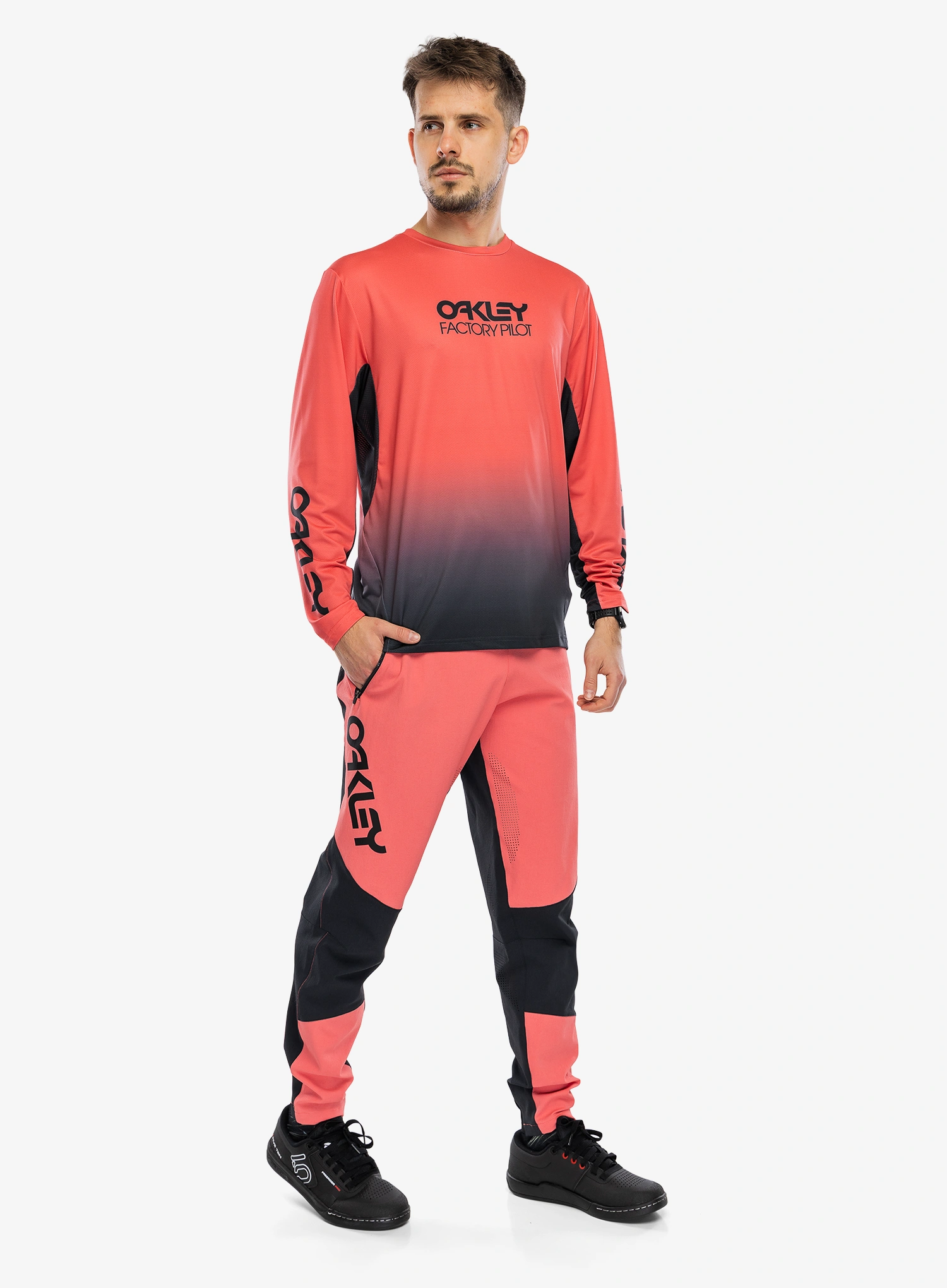 Cyklistické nohavice Oakley Maven Scrub Pant - paloma