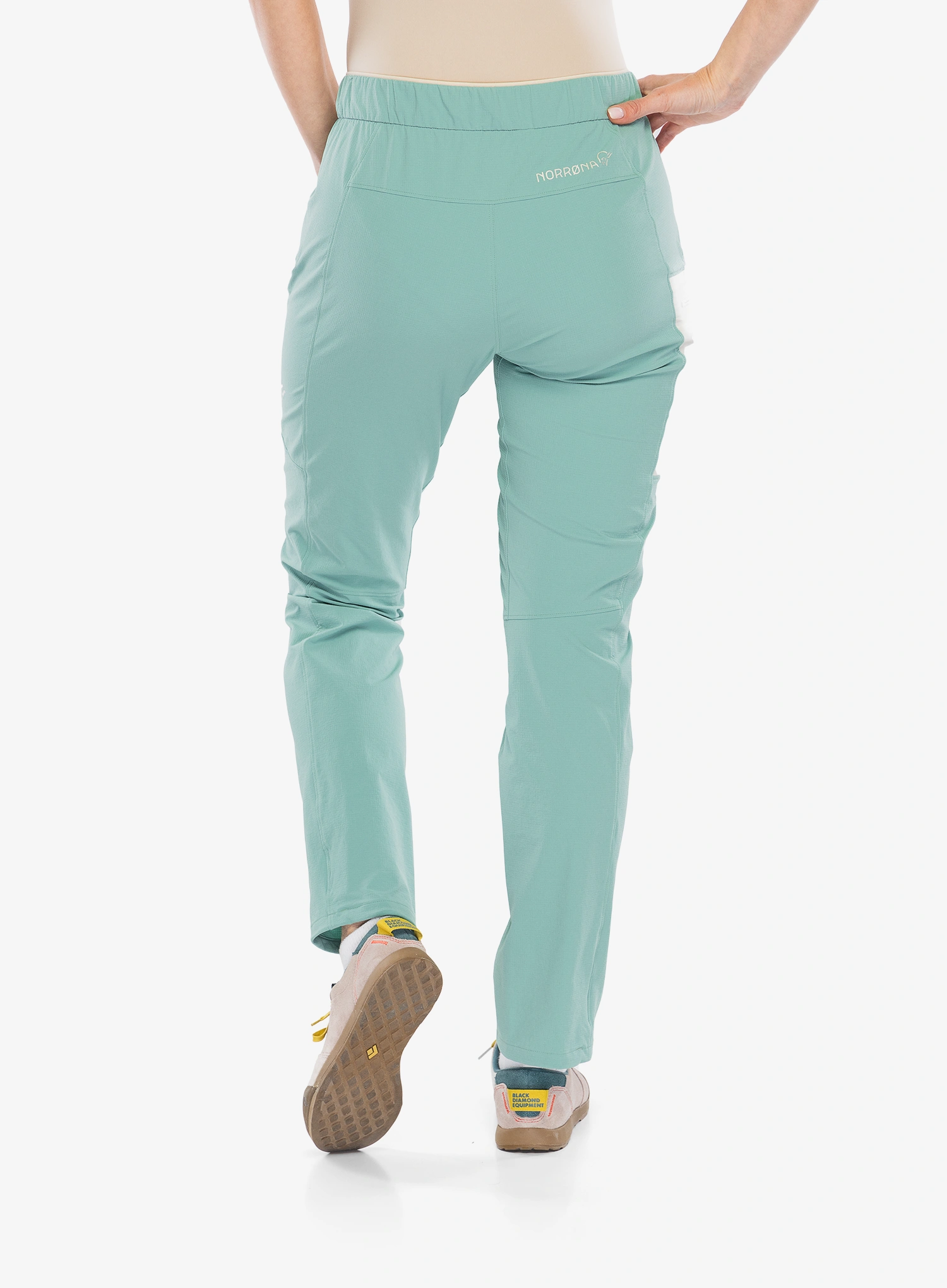 Turistické nohavice dámske Norrona Falketind Flex1 Light Pants - malachite green