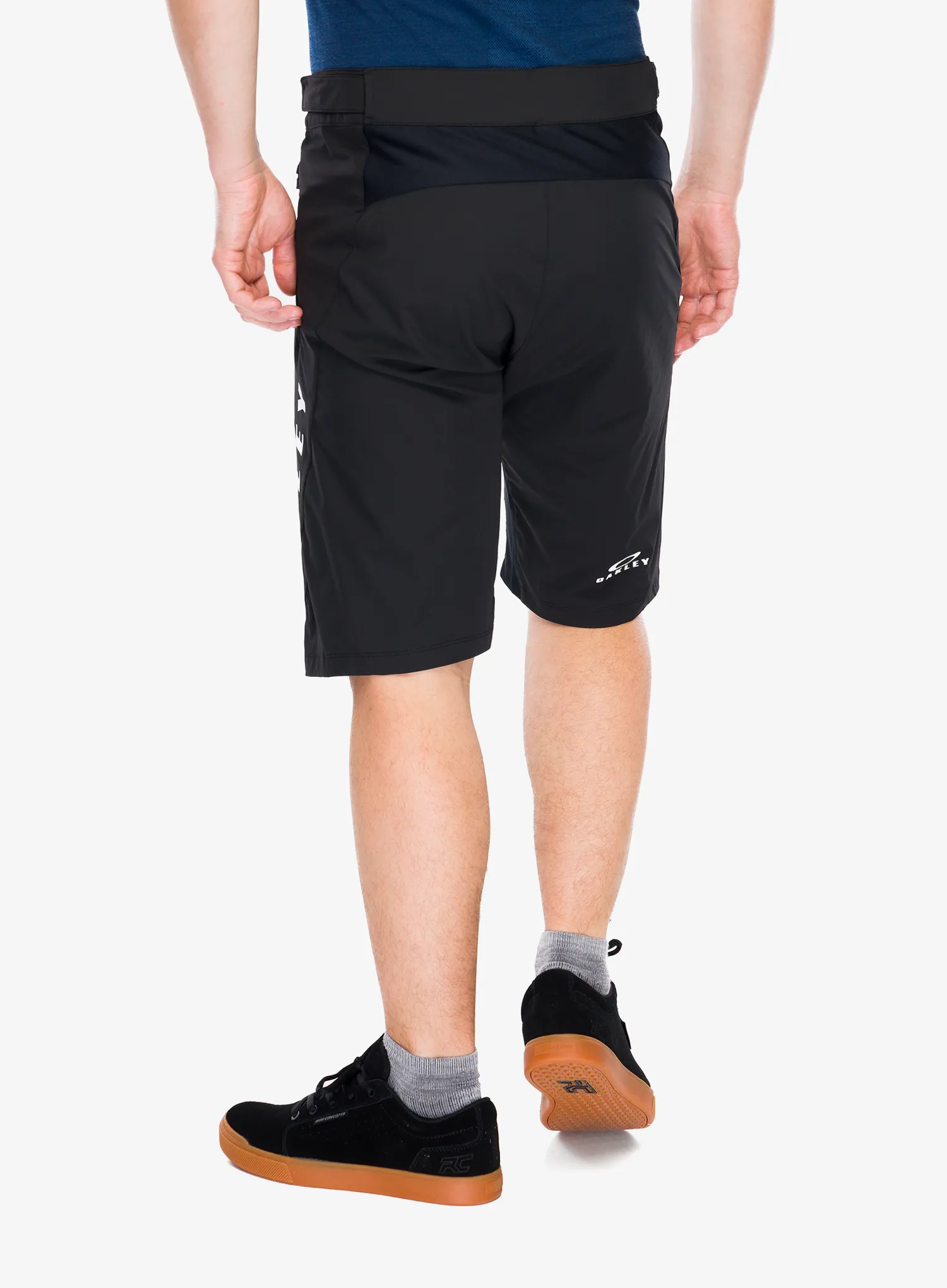Cyklistické šortky Oakley Free Ride Short - blackout