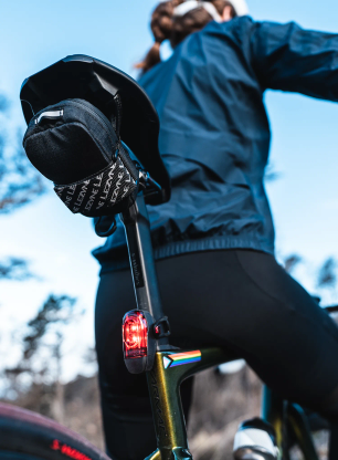 Podsedlová taška Lezyne Road Caddy - black