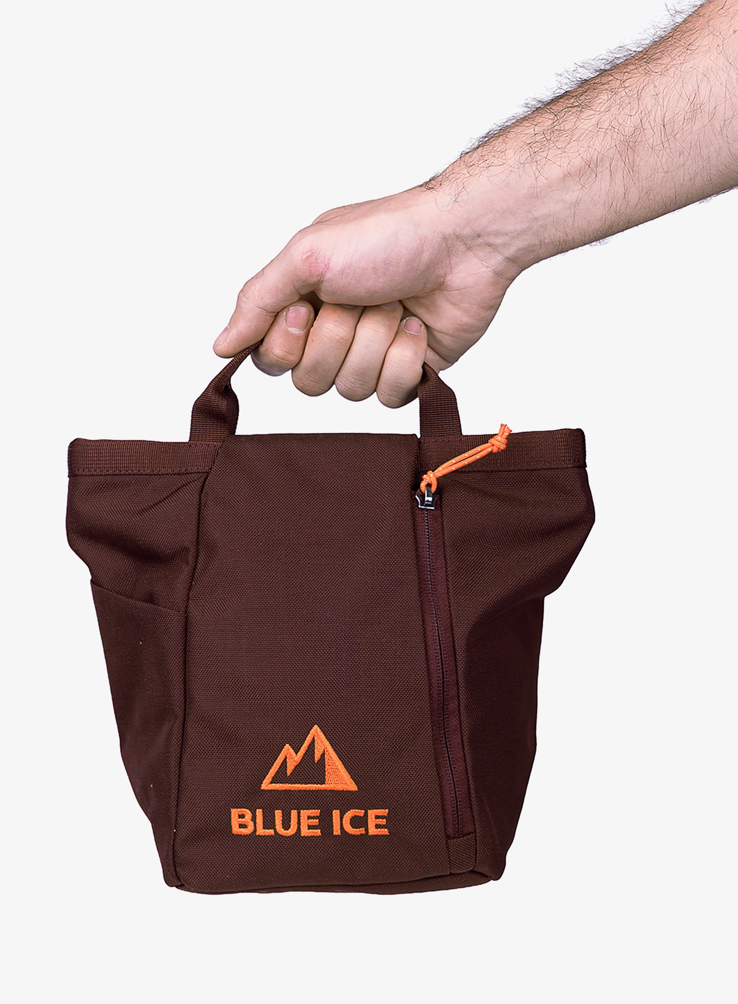 Vrecko na magnézium Blue Ice Sitter Chalk Bucket - decadent chocolate