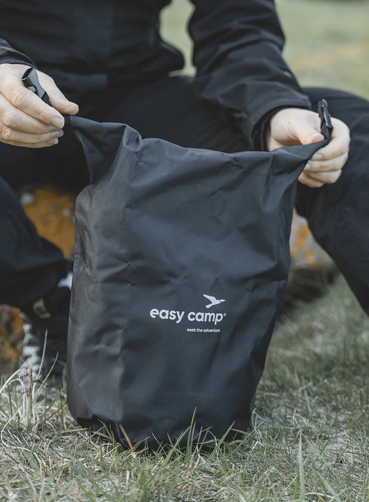 Nepremokavý vak Easy Camp Dry-Pack S - black